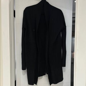 Lululemon Black Women's cardigan Sweater